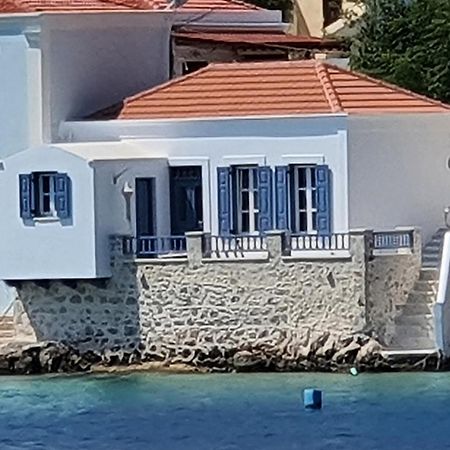 Halki Sea Breeze - A Waterfront Villa Екстер'єр фото